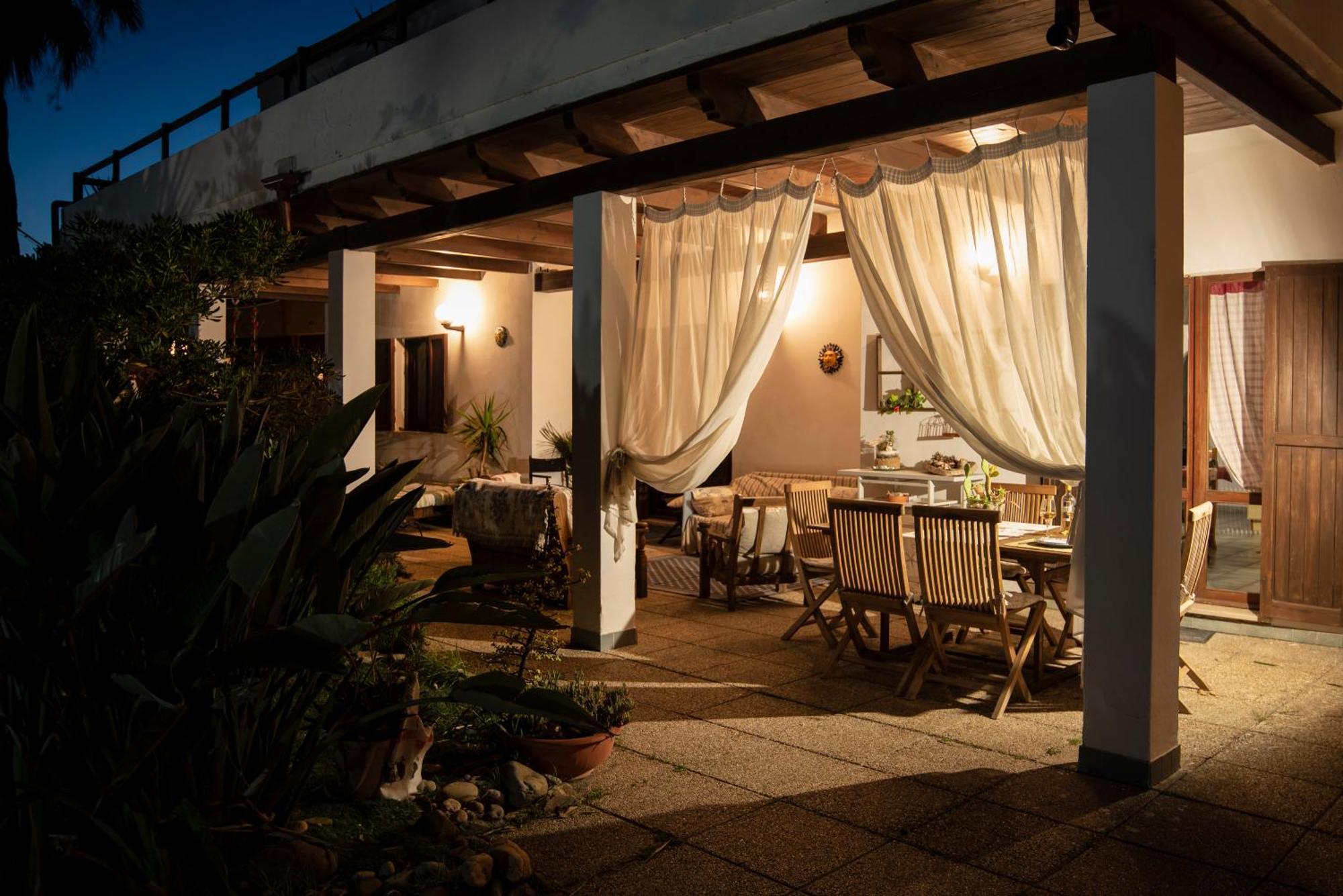 Villa By The Beach Sant'Andrea  المظهر الخارجي الصورة