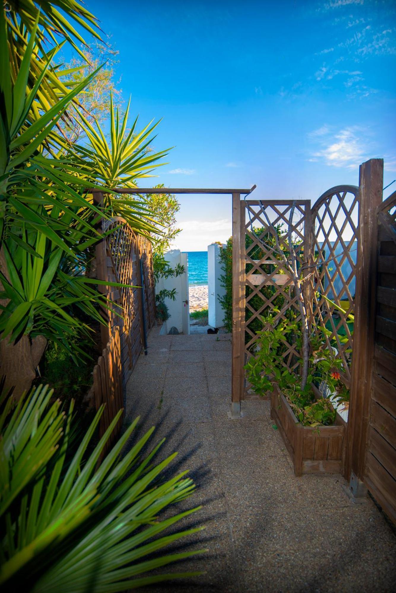 Villa By The Beach Sant'Andrea  المظهر الخارجي الصورة
